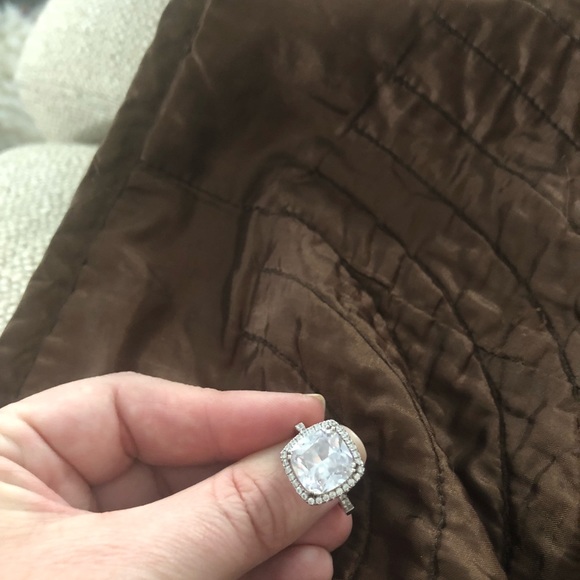 Platinum Vacation Ring- 3 ct cz - Picture 4 of 5